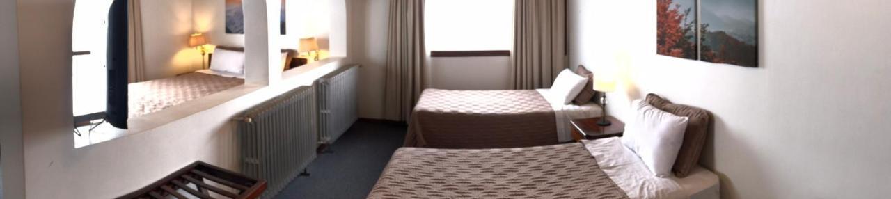 Family Room 1 Double bed 2 single beds